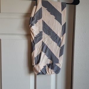 TC Lularoe Leggings